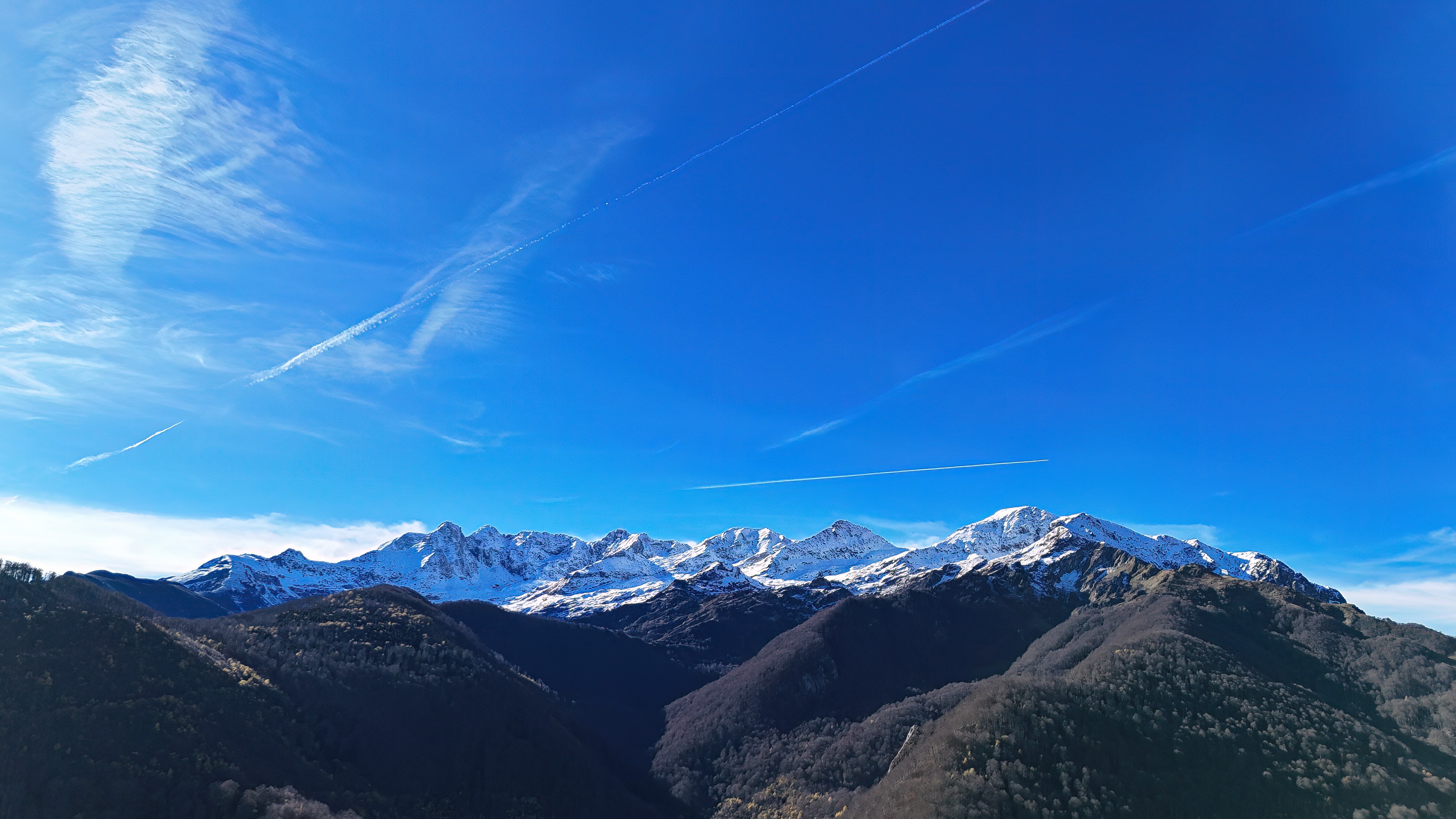 En route pour Bethmale - Novembre 2025, premières neiges sur les Pyrénées